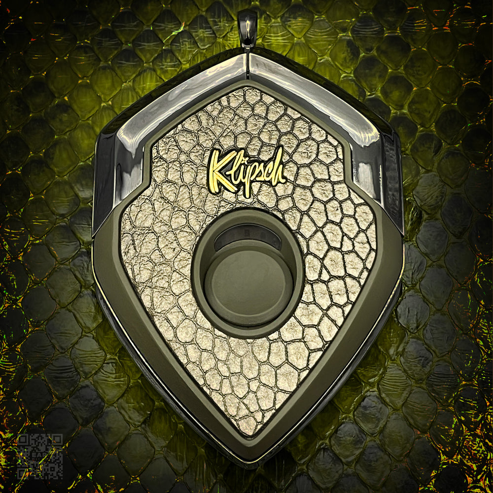Bonacorsi charging case with cream textured leather cover and olive green frame